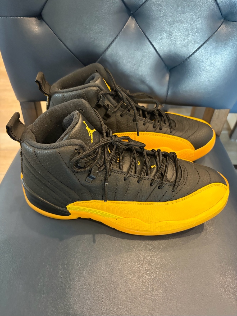 Jordan 12 Retro University Gold sneakers yellow black mens size 7.5 authentic